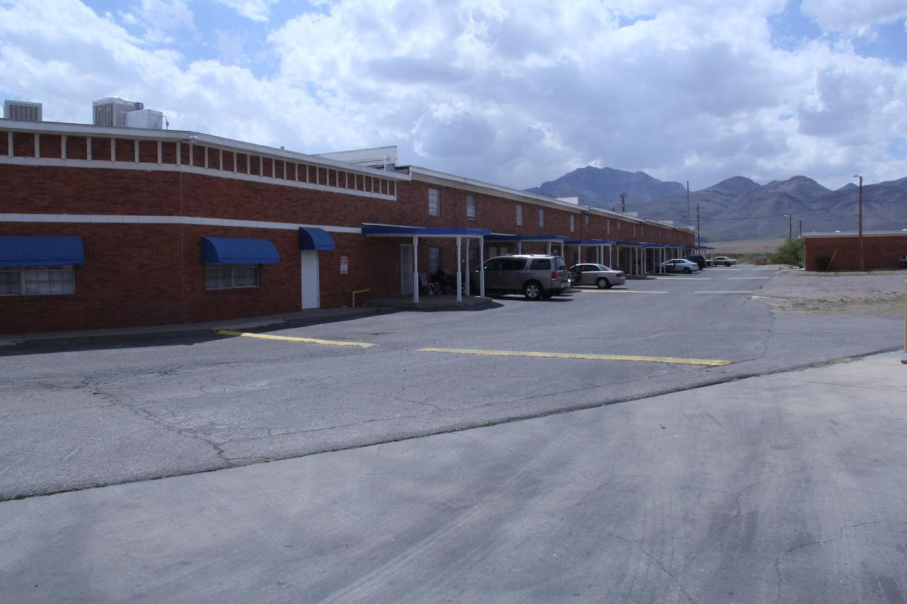 Super Lodge Motel El Paso Dış mekan fotoğraf